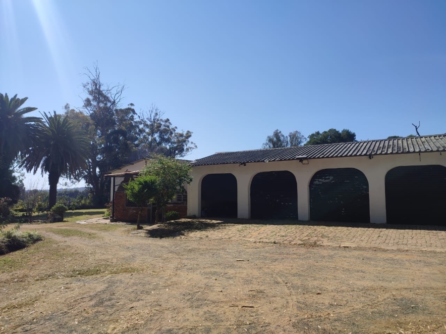 5 Bedroom Property for Sale in Swartruggens North West